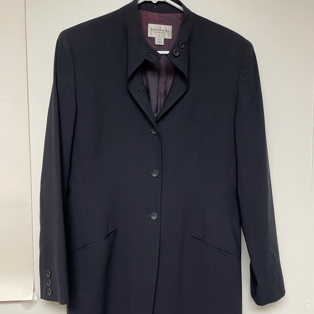 Blazer - Picture 3 of 4